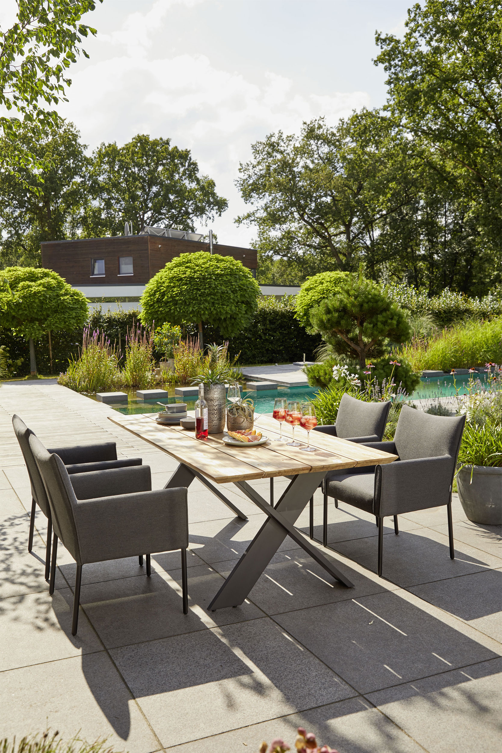 OUTDOORGartentisch