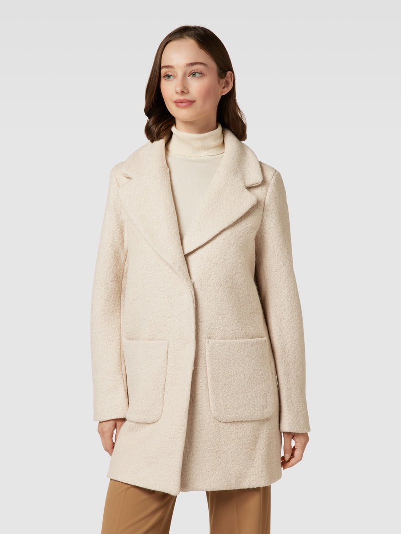Kurzmantel mit Eingrifftaschen Modell 'STIPA' in beige