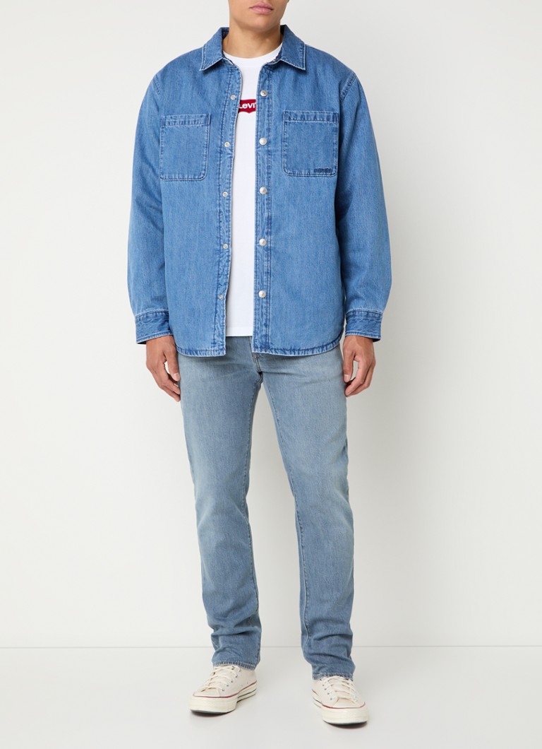 Cămașă Levi's Bryant din denim cu buzunare la piept și imprimeu inversat