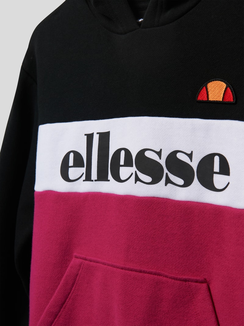 Hoodie mit Label-Print in schwarz