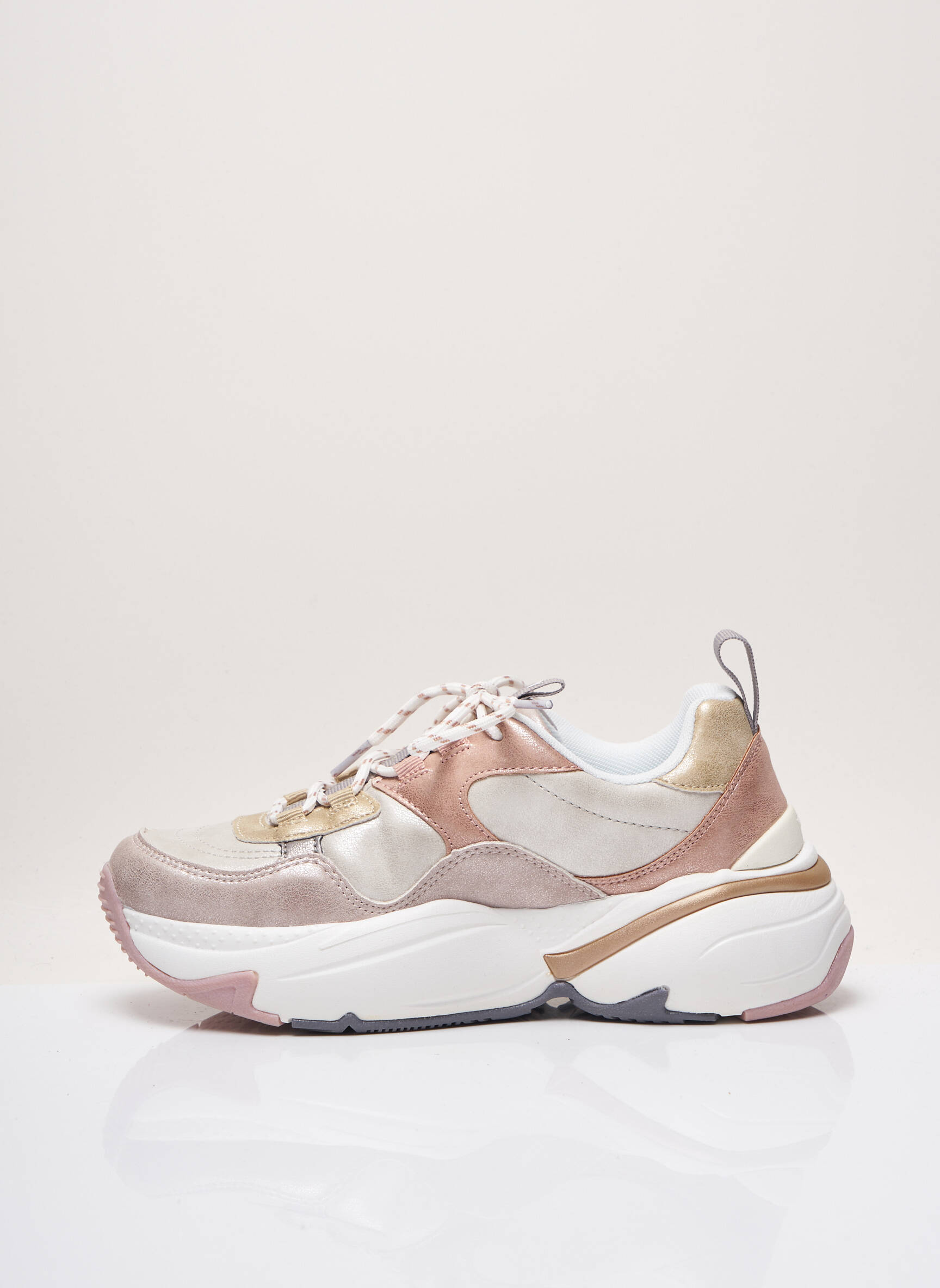 Victoria Baskets Femme couleur rose