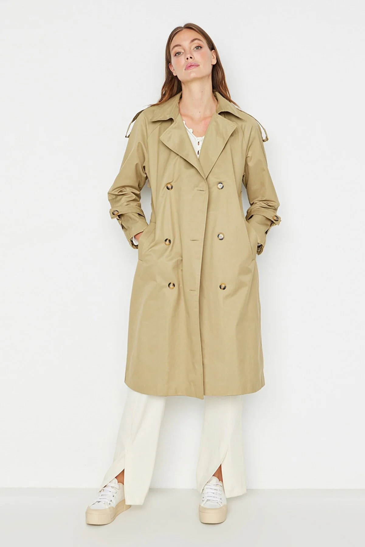 Trendyol Collection  Khakifarbener wasserabweisender Trenchcoat mit Gürtel TWOSS20TR0012