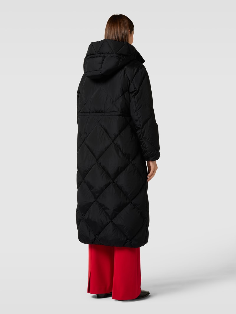 Steppmantel mit Eingrifftaschen Modell 'MIRANO' in schwarz