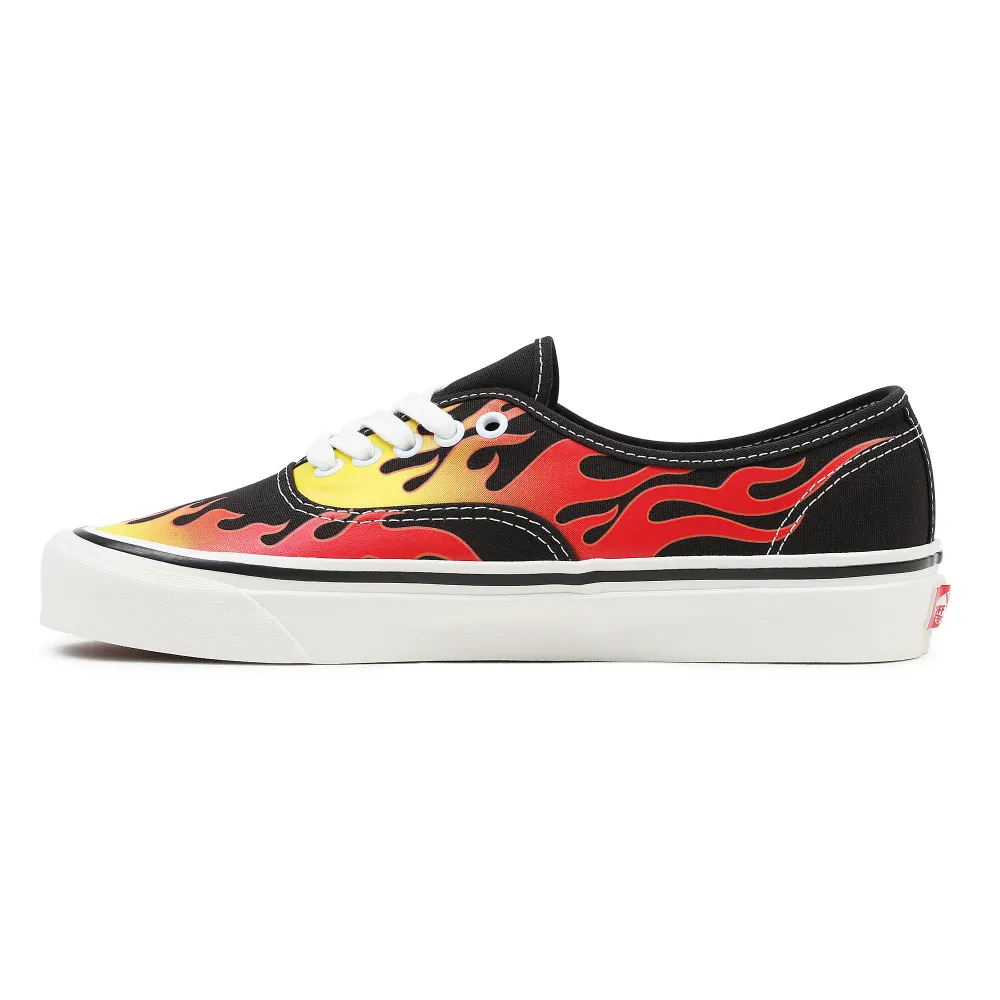 Vans Authentic 44 DX VN0A38EN4231 / schwarz