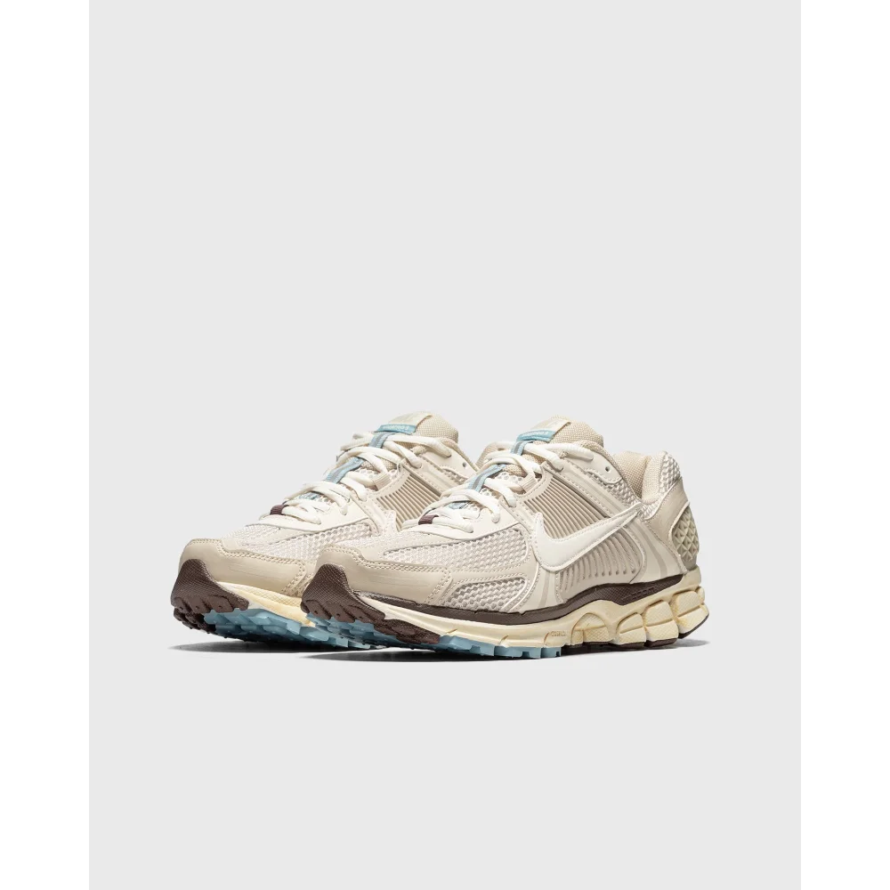 Nike WMNS Zoom Vomero 5 FB8825 111 / braun