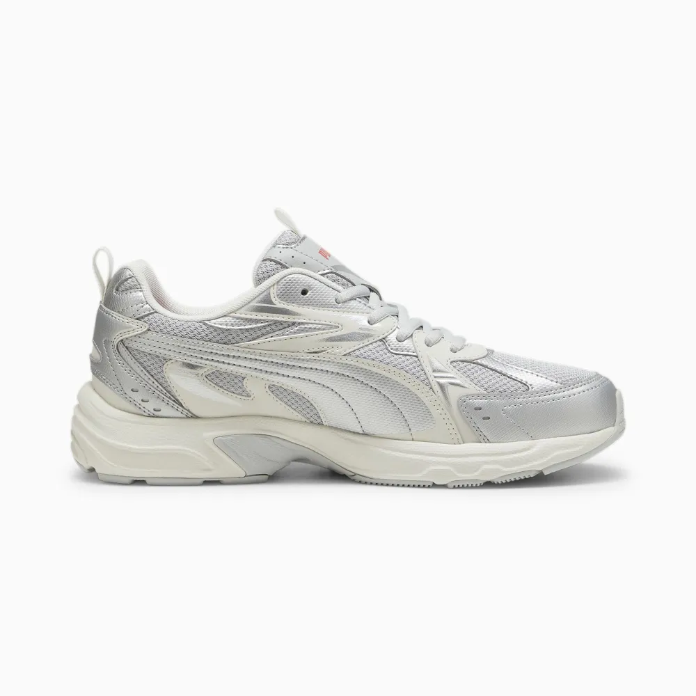 PUMA Milenio Tech 392322_06 / grau