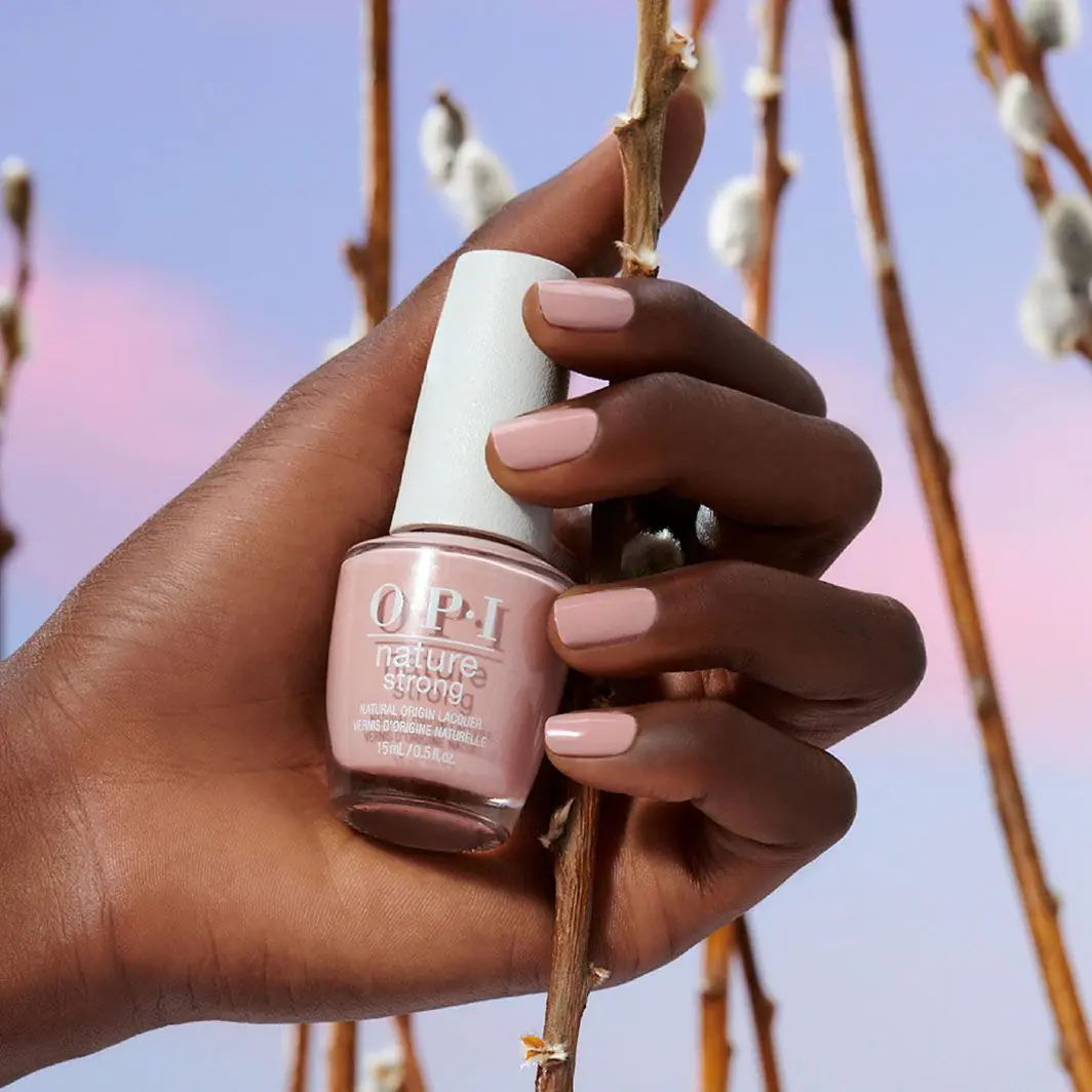 Лак за нокте Opi Nature Strong, прави избор за гранчице, 15 мл