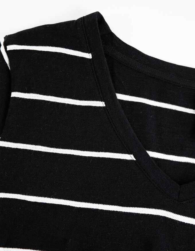 T-Shirt - V-Ausschnitt