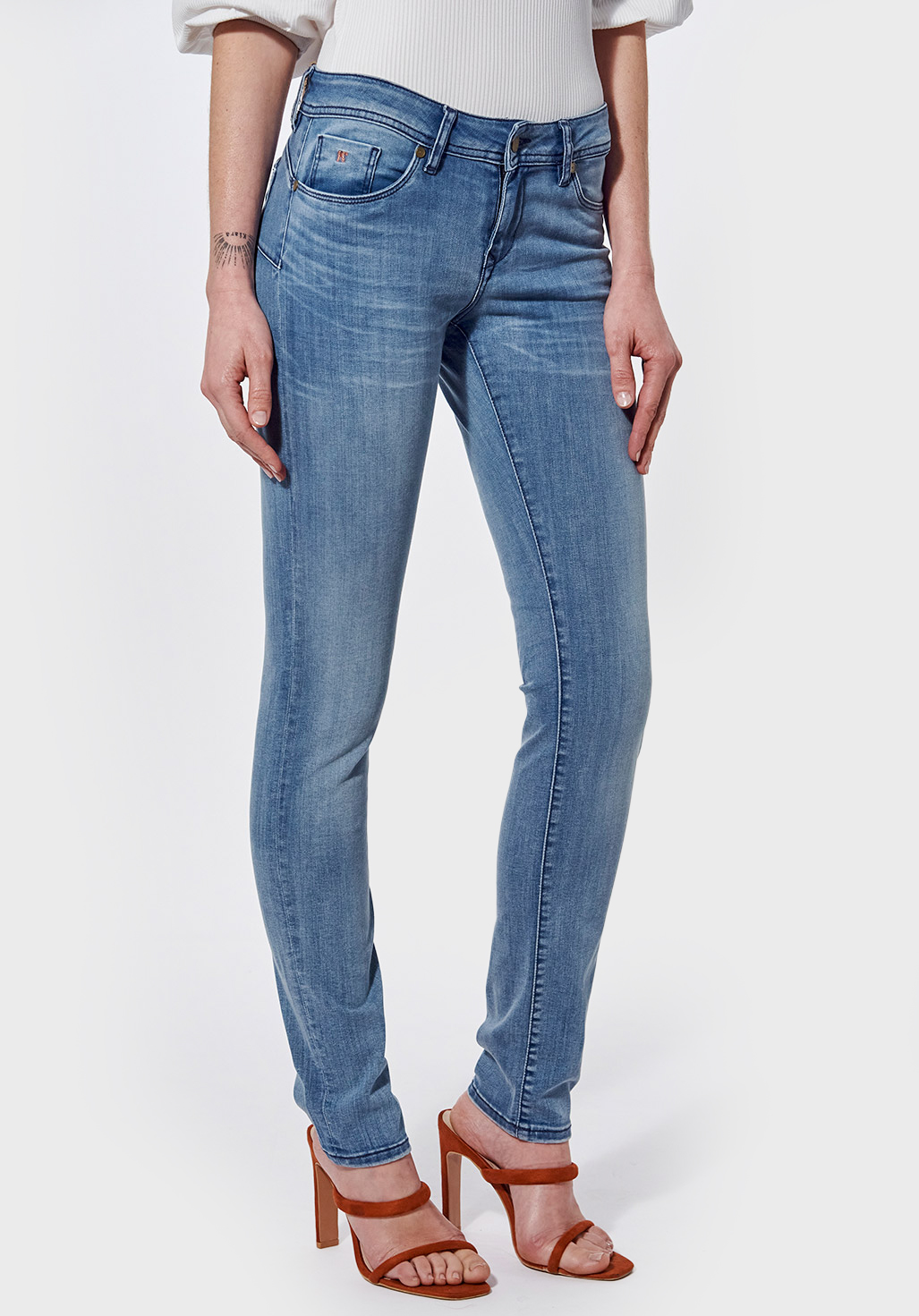 LOCKK  Jean délavé, coupe slim, effet push-up
