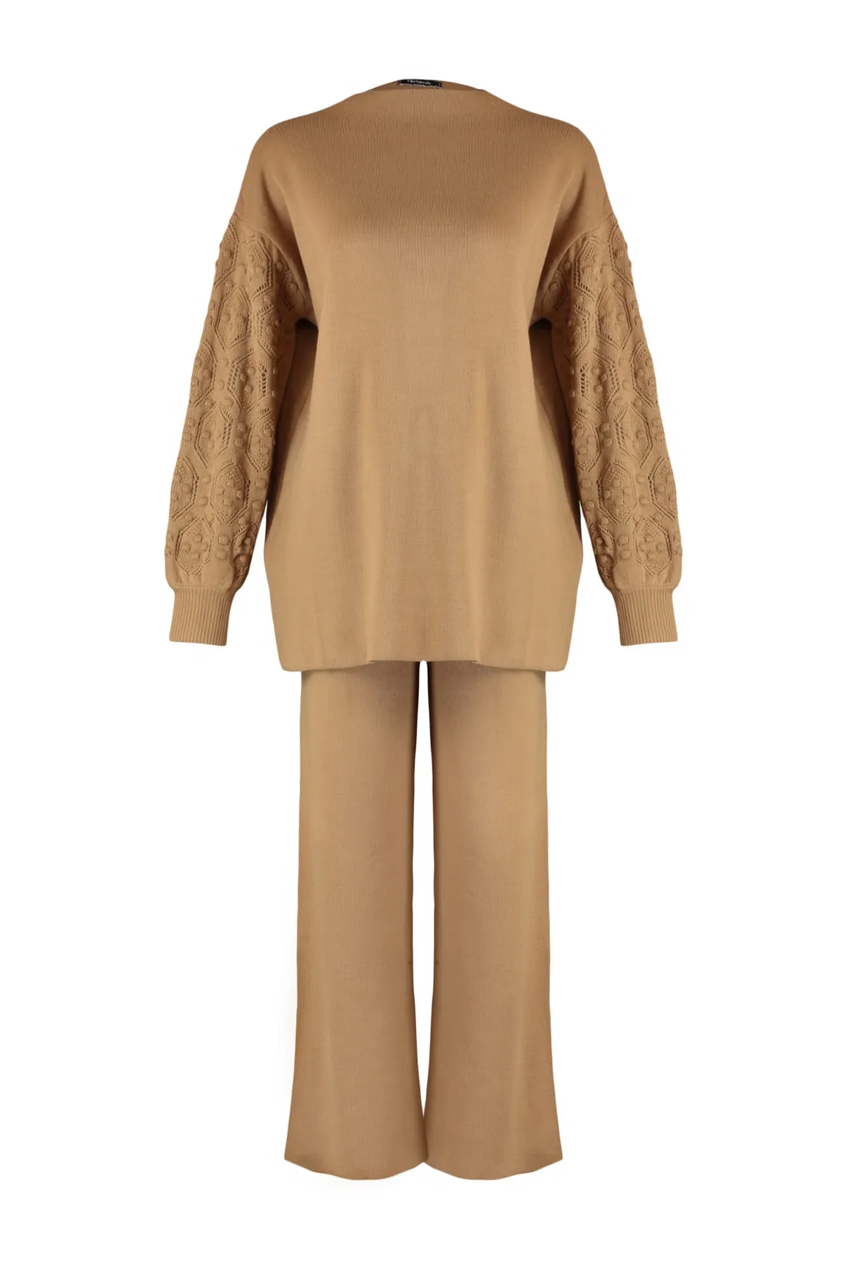 Trendyol Modest  Beiges durchbrochenes Strickpullover-Hosen-Strickwarenset mit Ärmeln TCTAW23US00087