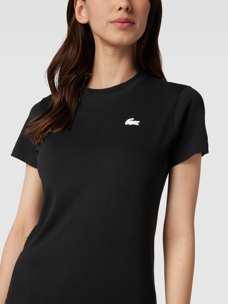 T-Shirt mit Rundhalsausschnitt in schwarz