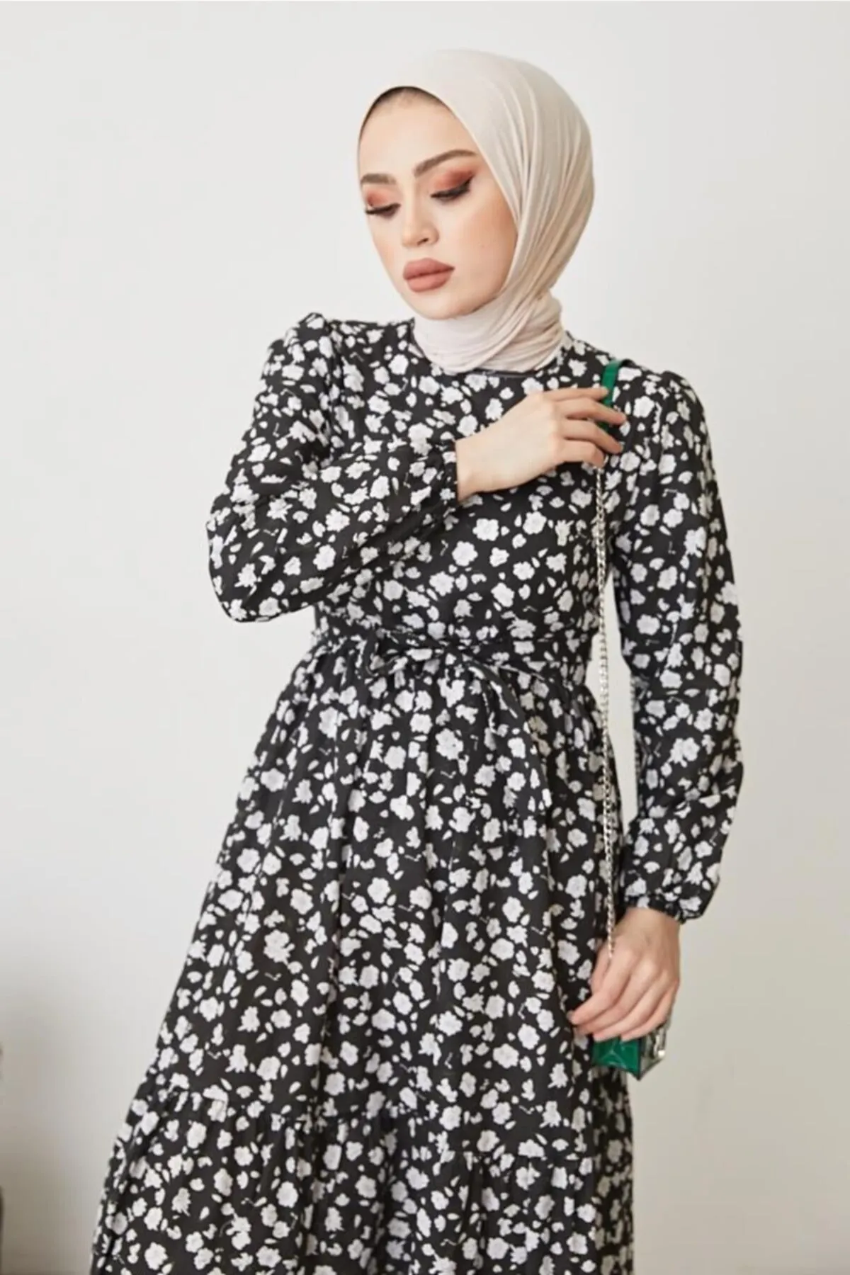 benguen  400 Kleid mit Gänseblümchenmuster