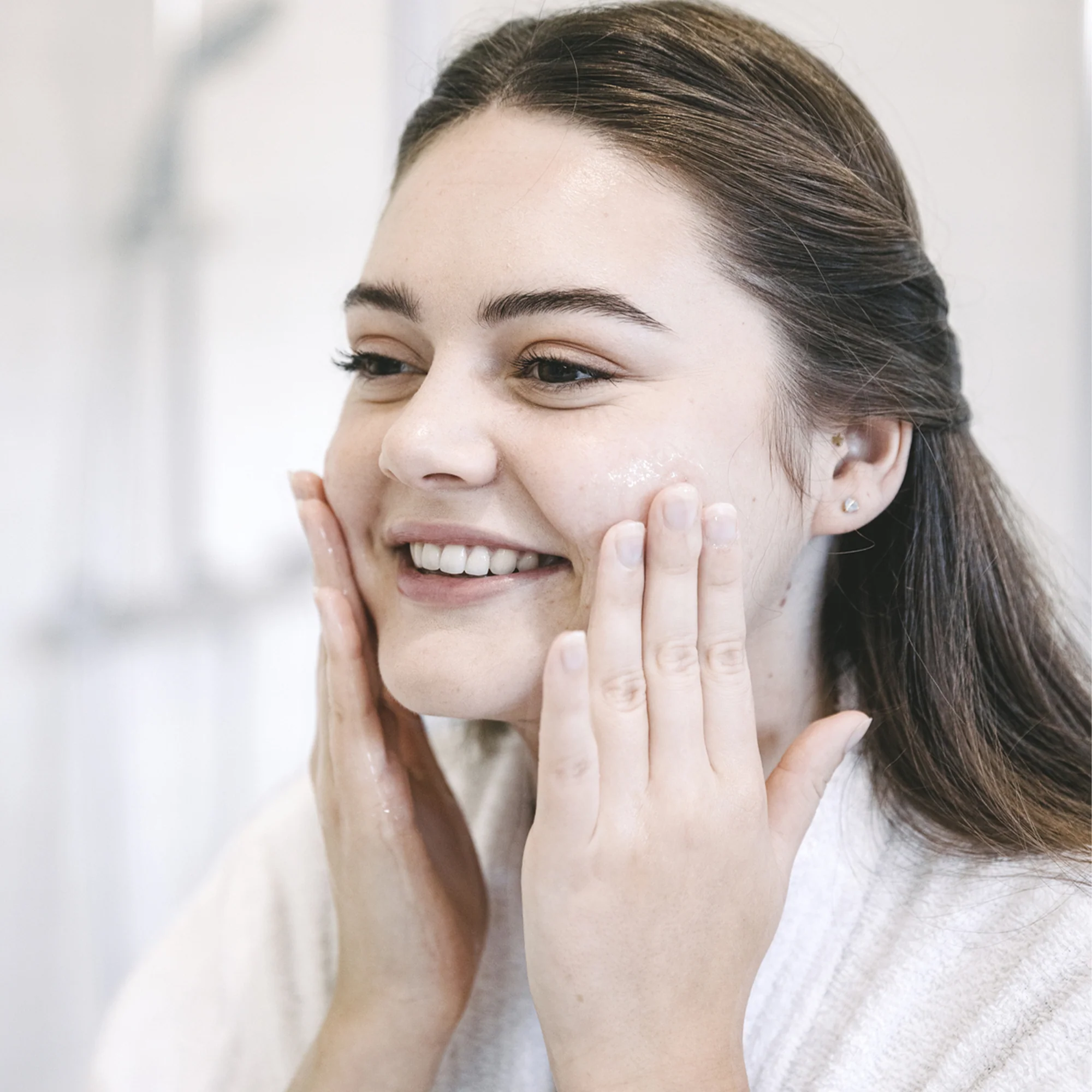 GESICHTSHYGIENE Frisches Make-up-Entfernungsgel - Gesichtsreinigungsgel