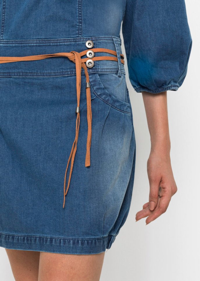 Jeanskleid mit Gürtel