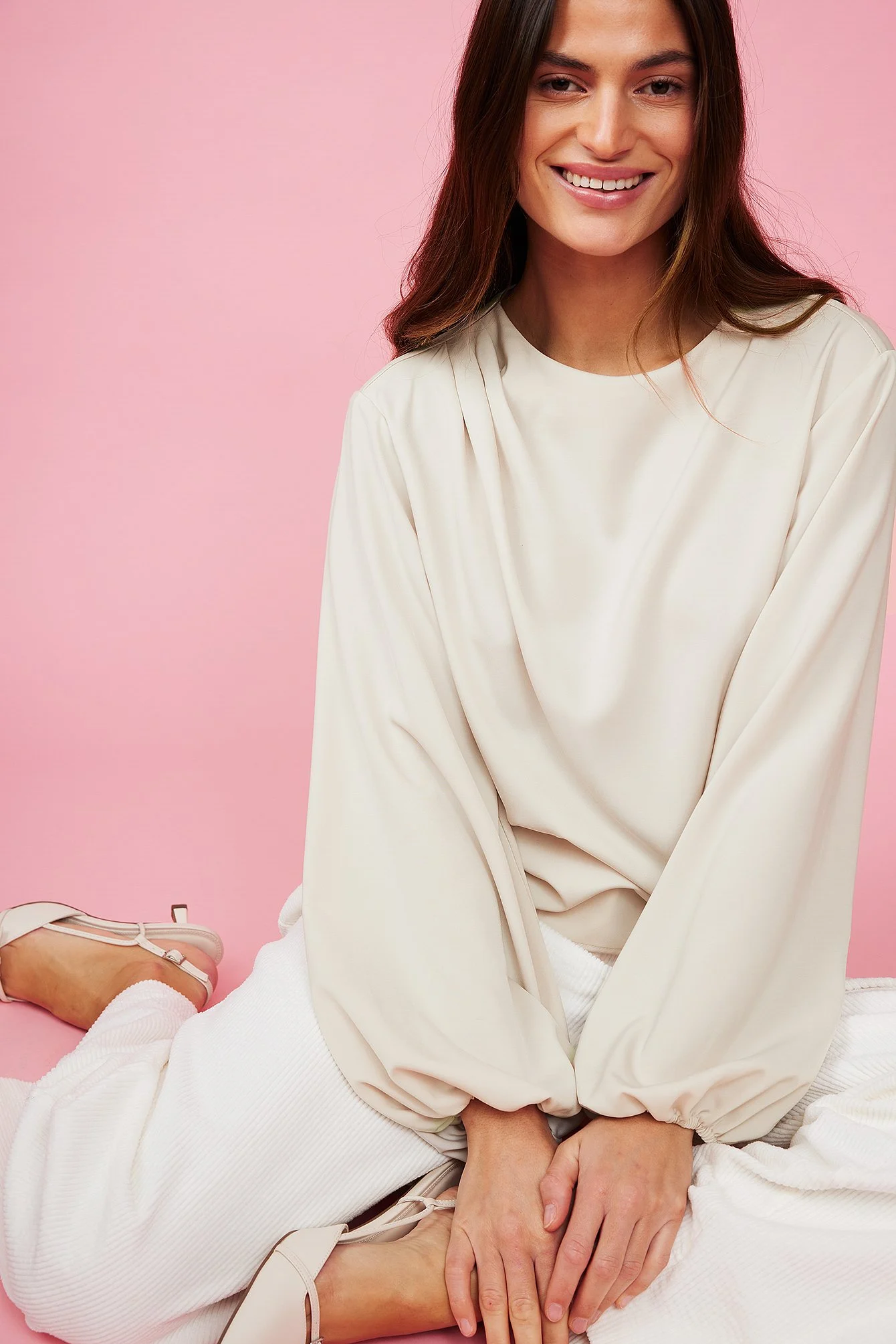 Drappierte Bluse mit Ballonärmeln