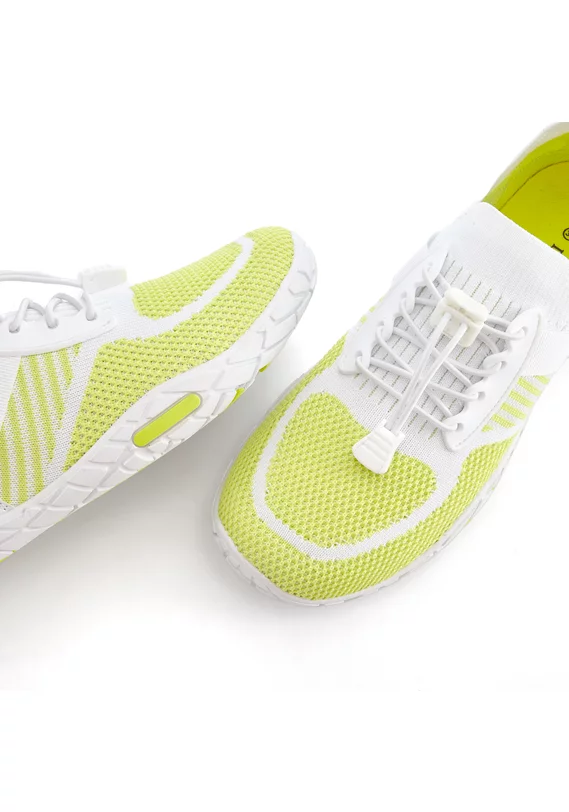 Sneaker