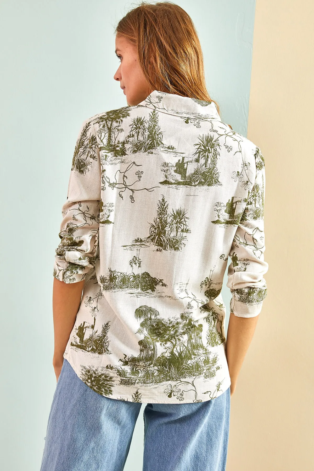 Bianco Lucci  Damen-Leinenhemd mit gefalteten Ärmeln und Waldillustrationen