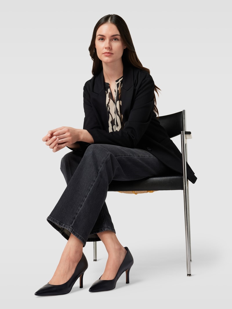Pumps mit hohem Absatz in schwarz