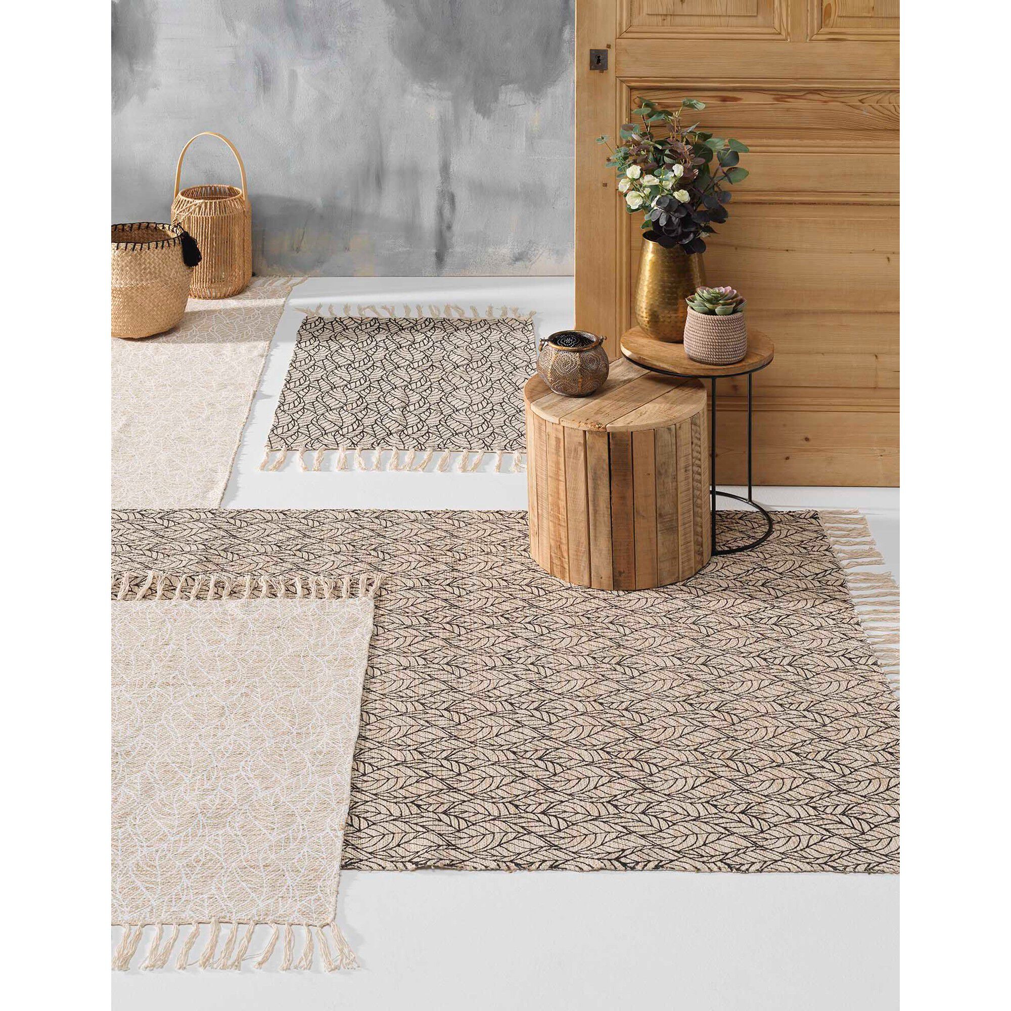 Tapis rectangulaire finition franges, motif feuillage