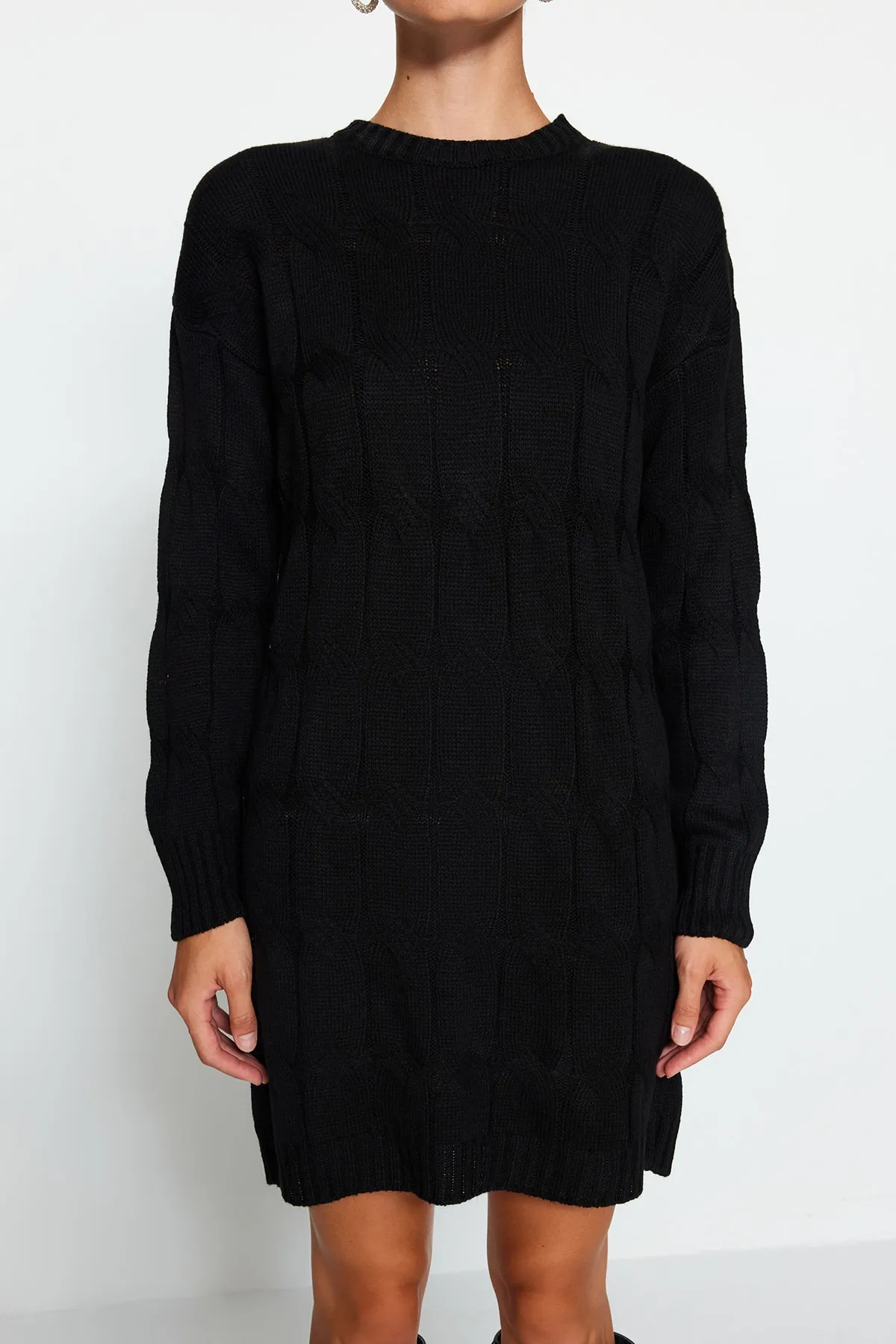 Trendyol Collection  Schwarz Schwarzes Mini-Strickkleid aus Haarstrick TWOAW22EL0027 Kleid TWOAW22EL0027