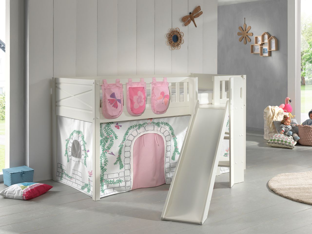 VIPACK Spielbett SCOTT, LF 90 x 200 cm, mit Rolllattenrost, Rutsche, Leiter und Textilset Vorhang und 3 Taschen 