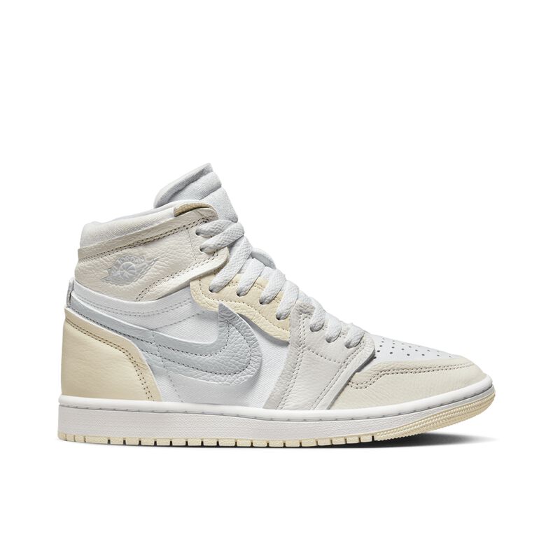 JORDAN Wmns Air Jordan 1 MM High “Coconut Milk” white/pure platinum-sail-coconut
