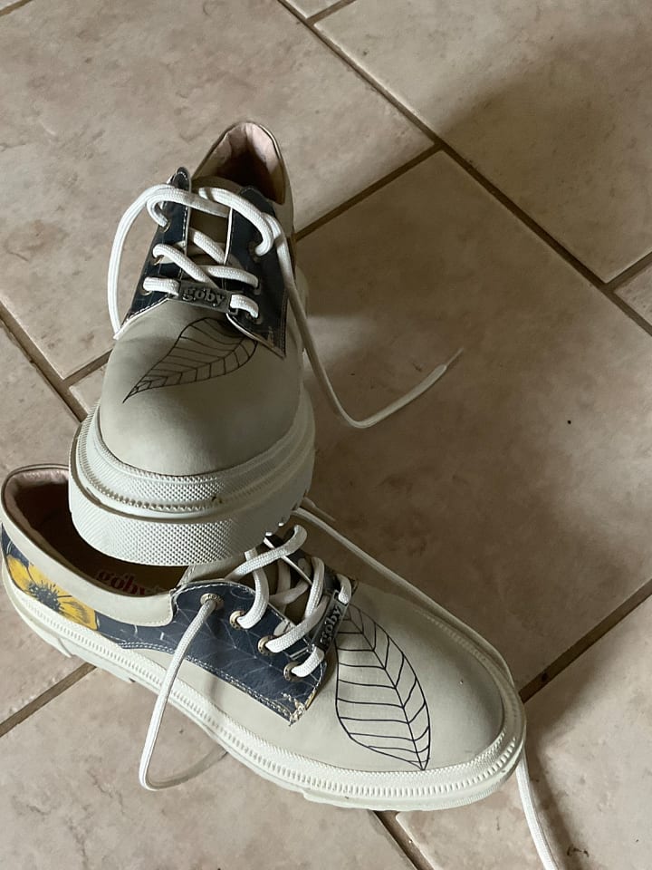 Goby Schnürschuhe in Beige/ Dunkelblau günstig kaufen 37