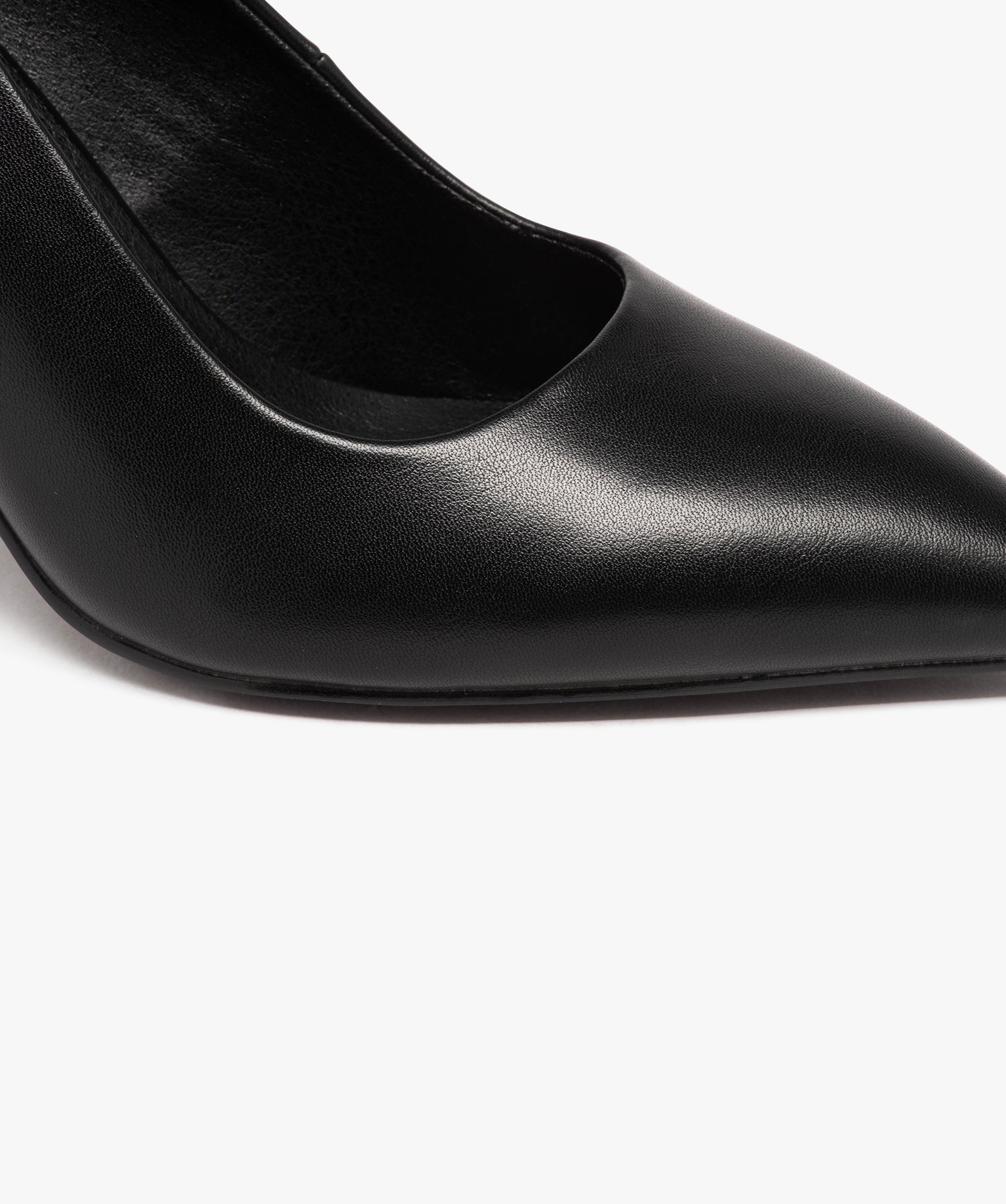 Escarpins femme unis à bout pointu et talon haut noir | GEMO