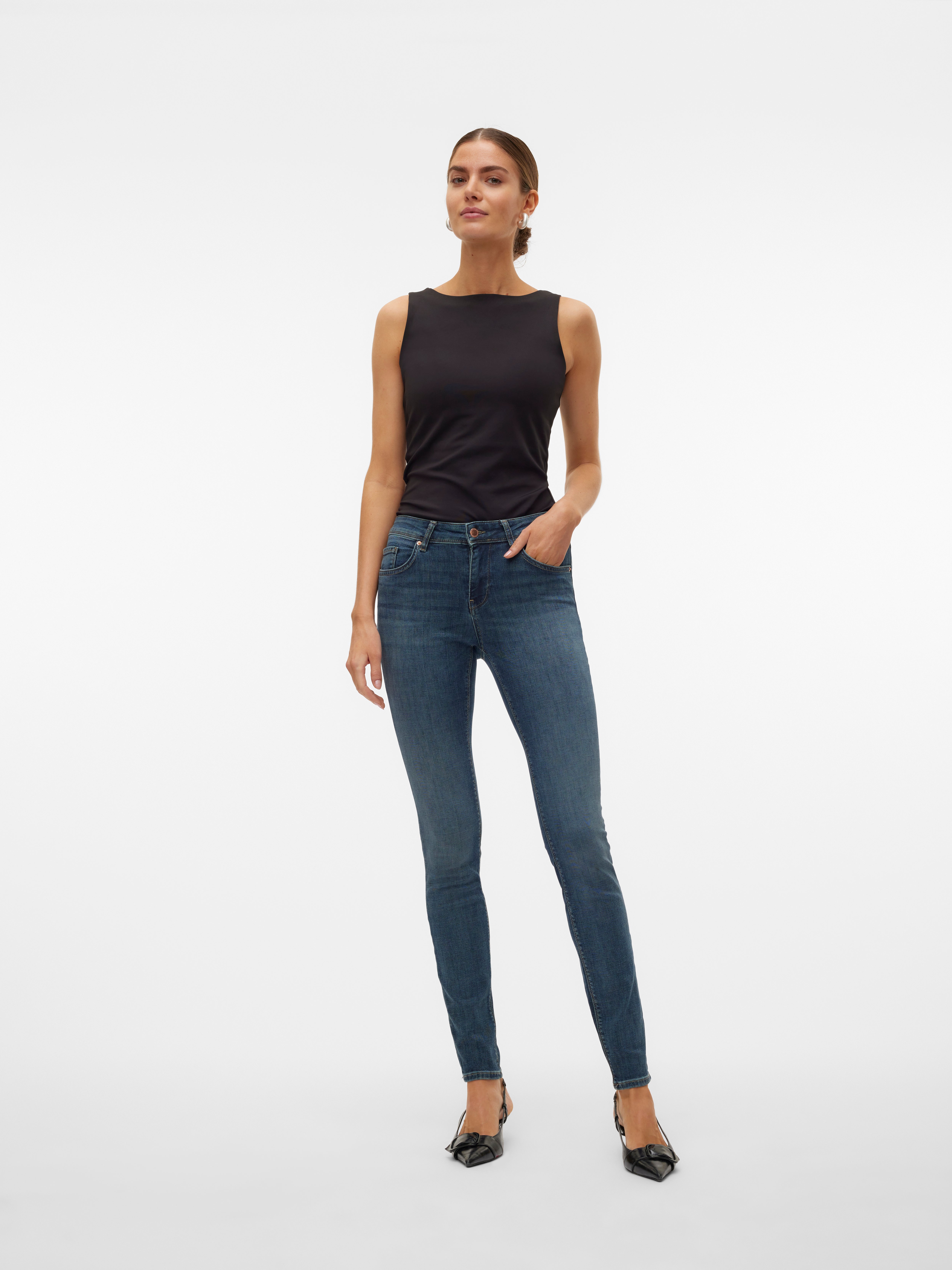 VMLUX Mid Rise Slim Fit Jeans