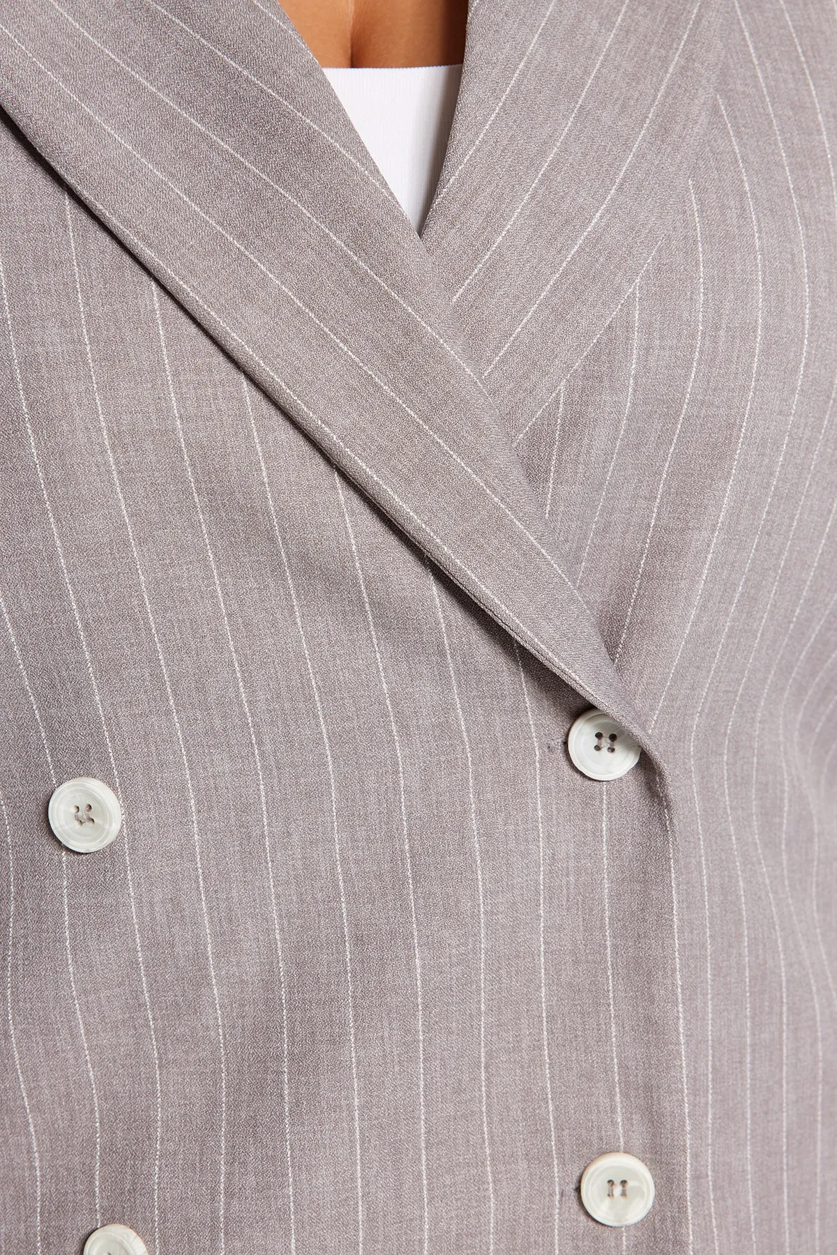 Trendyol Curve  Grau gestreifte, doppelt gewebte Jacke TBBAW24AG00001