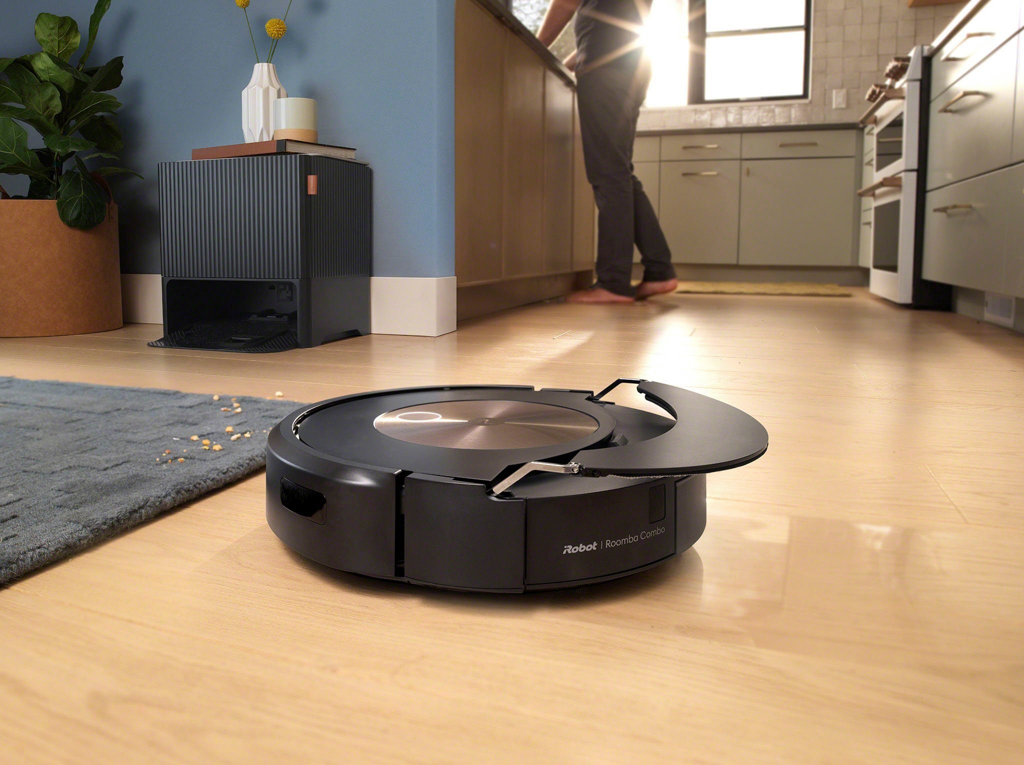 iRobot Nass-Trocken-Saugroboter Roomba Combo j9+ (c9758)