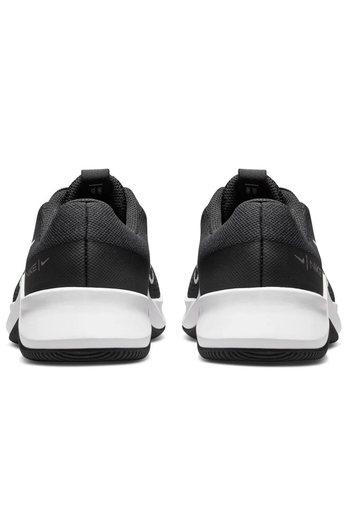 Nike  Dm0824-003 W Mc Trainer 2