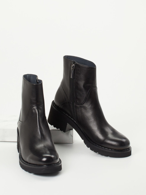 Stiefelette-17170090139 Konstantin Starke