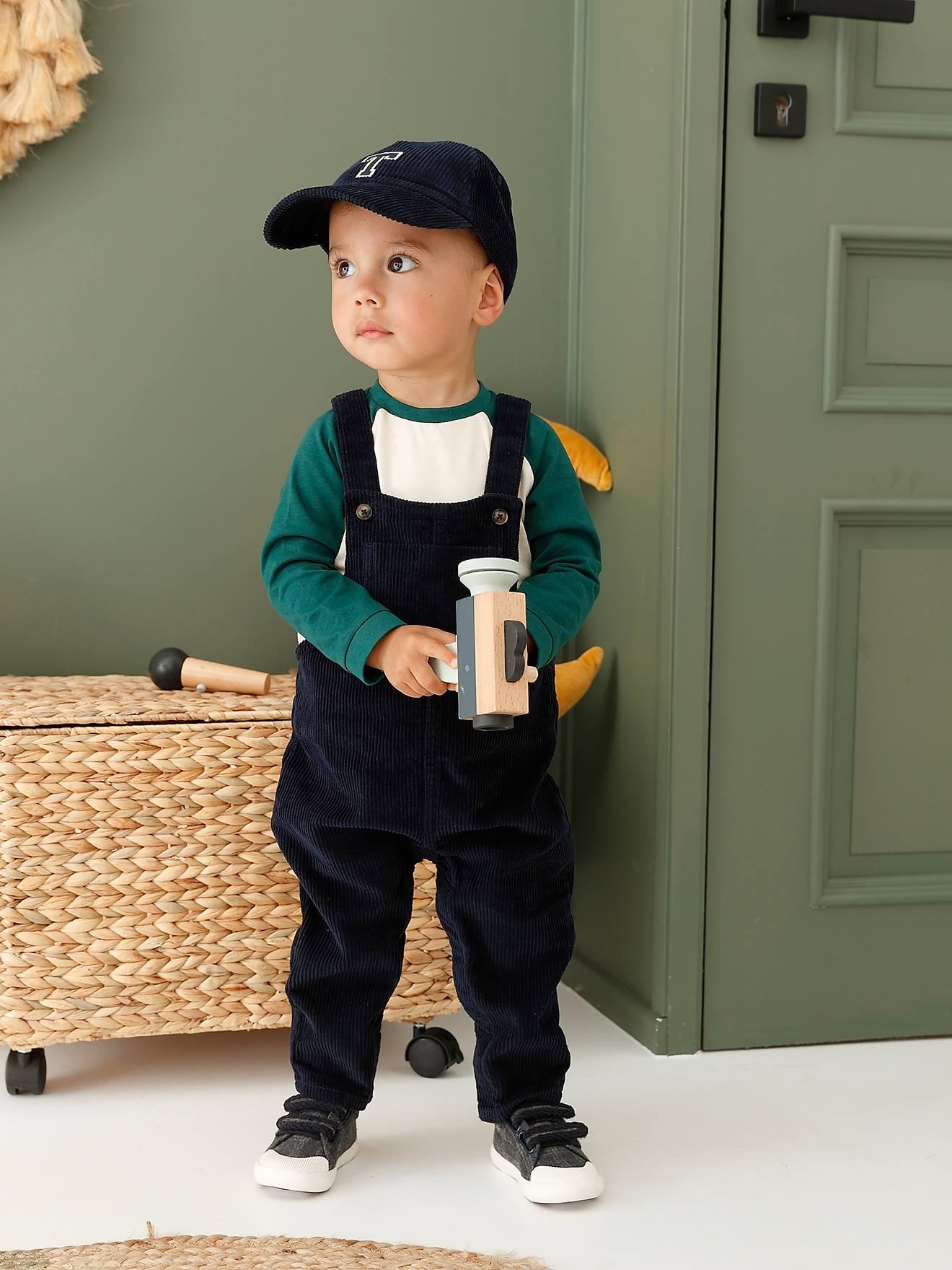 Vertbaudet Baby-Set: Shirt, Latzhose, Cap & Socken - nachtblau