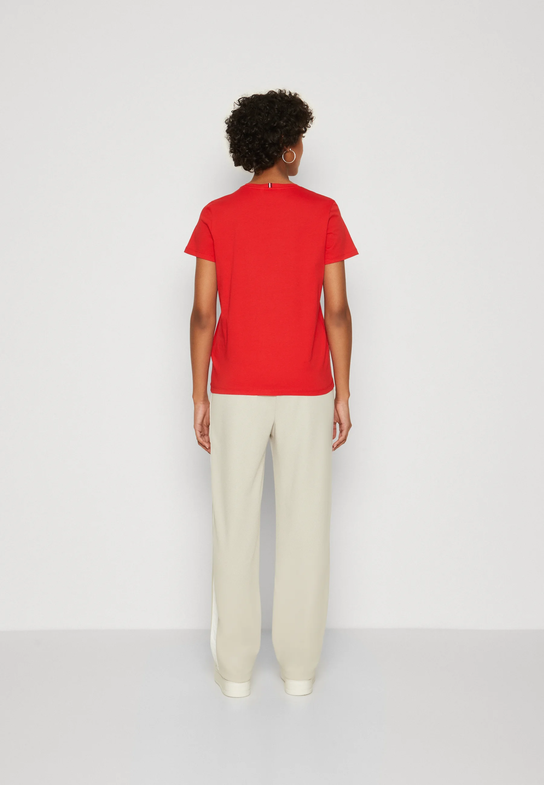 Tommy Hilfiger SIGNATURE TEE - Camiseta con estampado