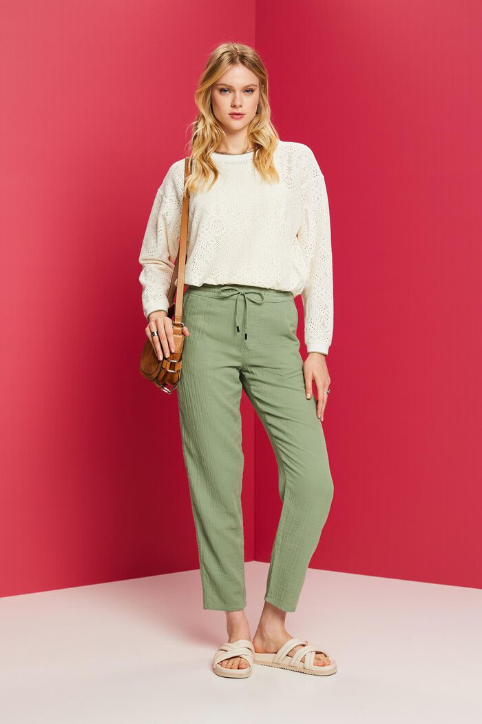 Pants woven
