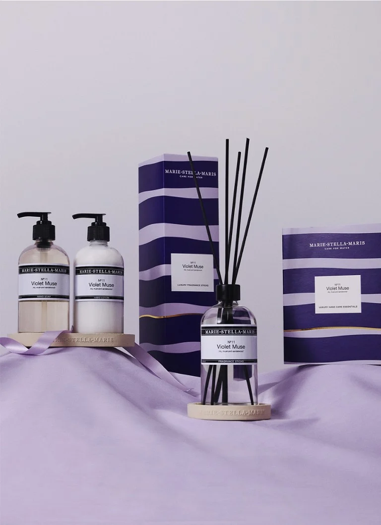 Set de îngrijire a mâinilor Violet Muse Luxury de Marie-Stella-Maris - Set de îngrijire a mâinilor