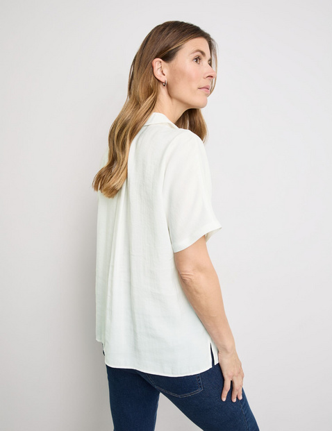 Fließendes Blusenshirt mit Quetschfalte