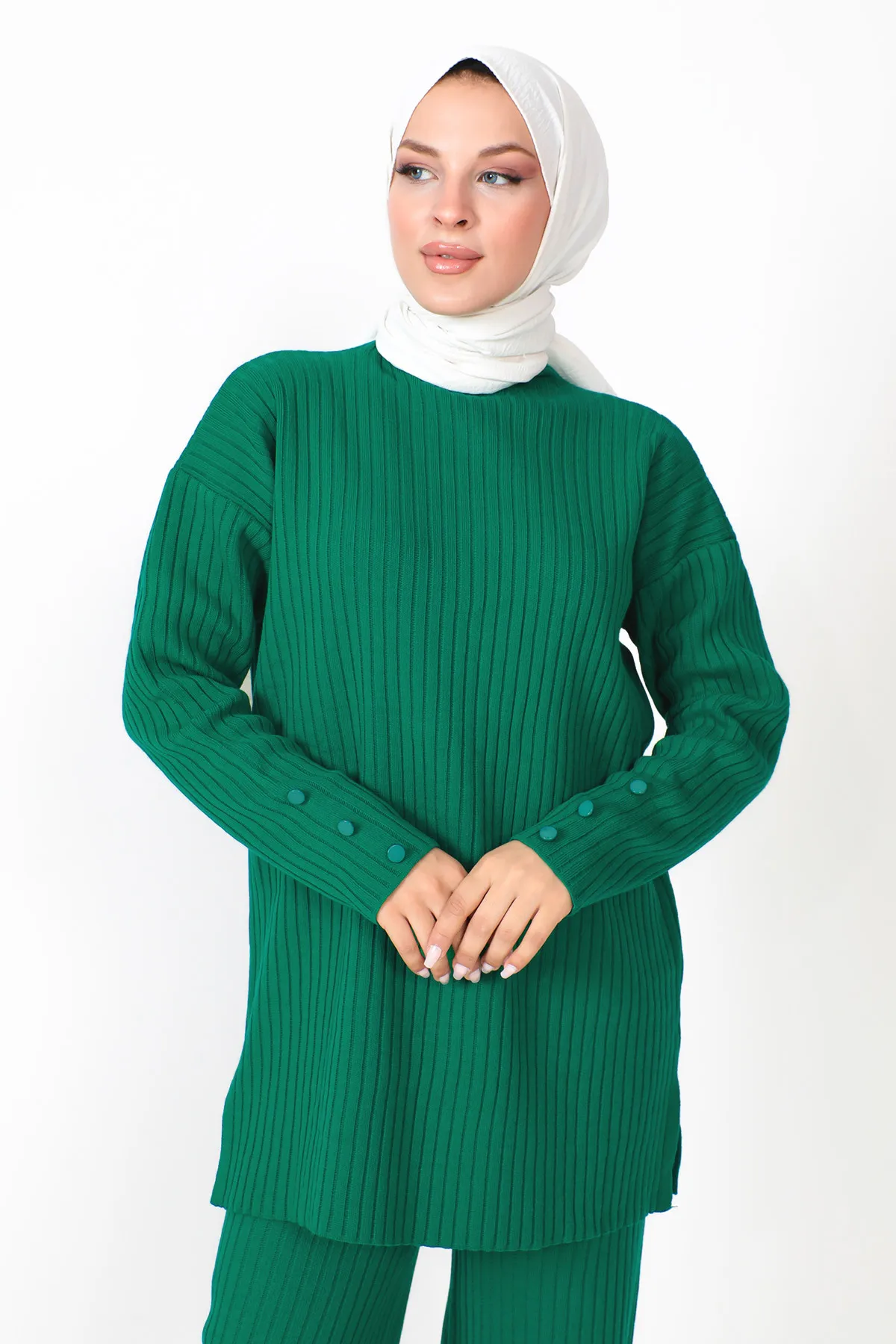Tesettür Dünyası  Strickanzug mit geknöpften Ärmeln TSD230801 Grün
