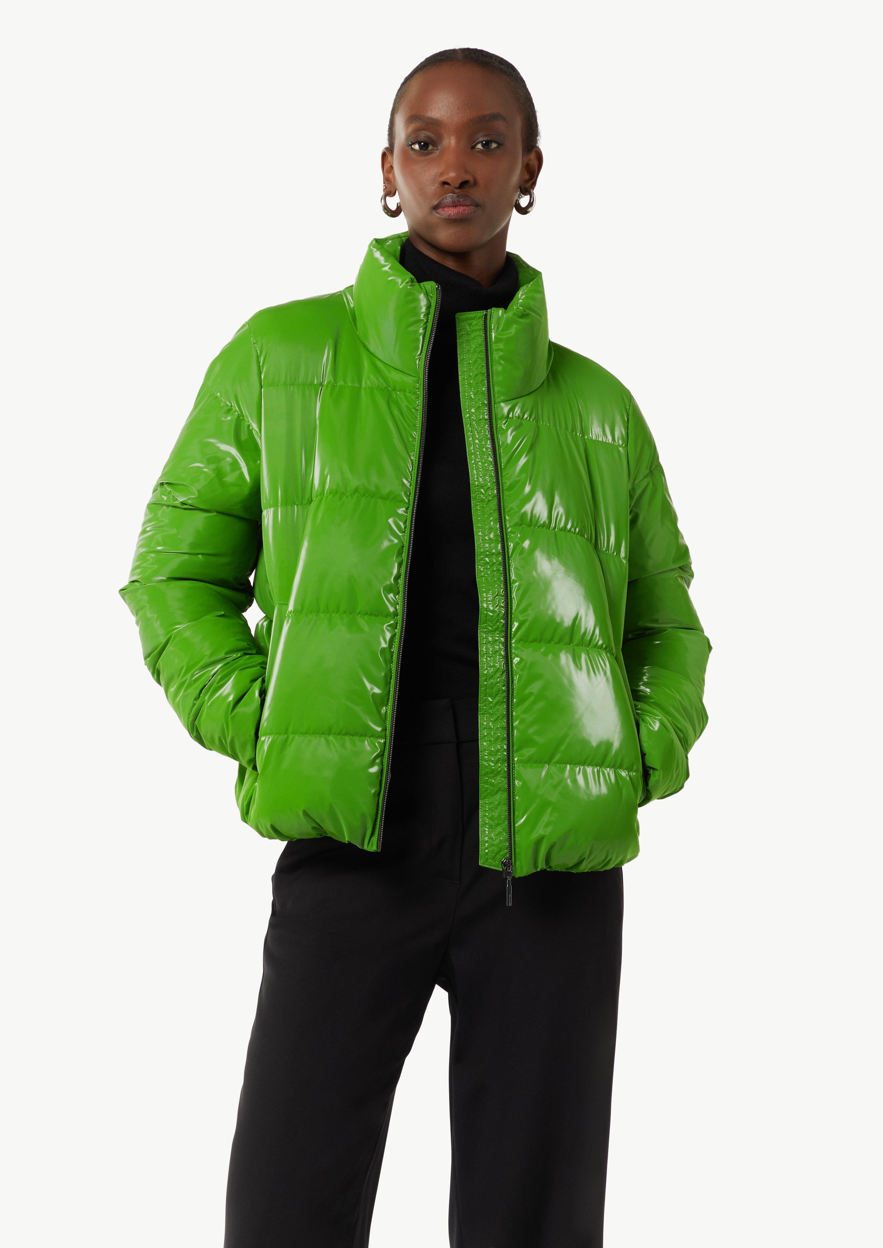 Glänzende Jacke mit Steppung - grün
