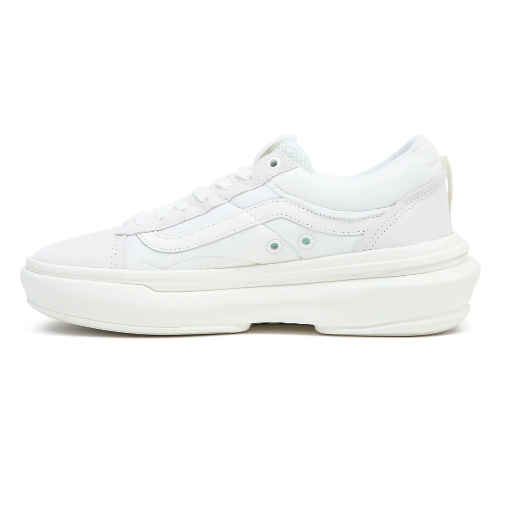 Vans Old Skool Overt Plus CC VN0A4BVLQC51 / weiss