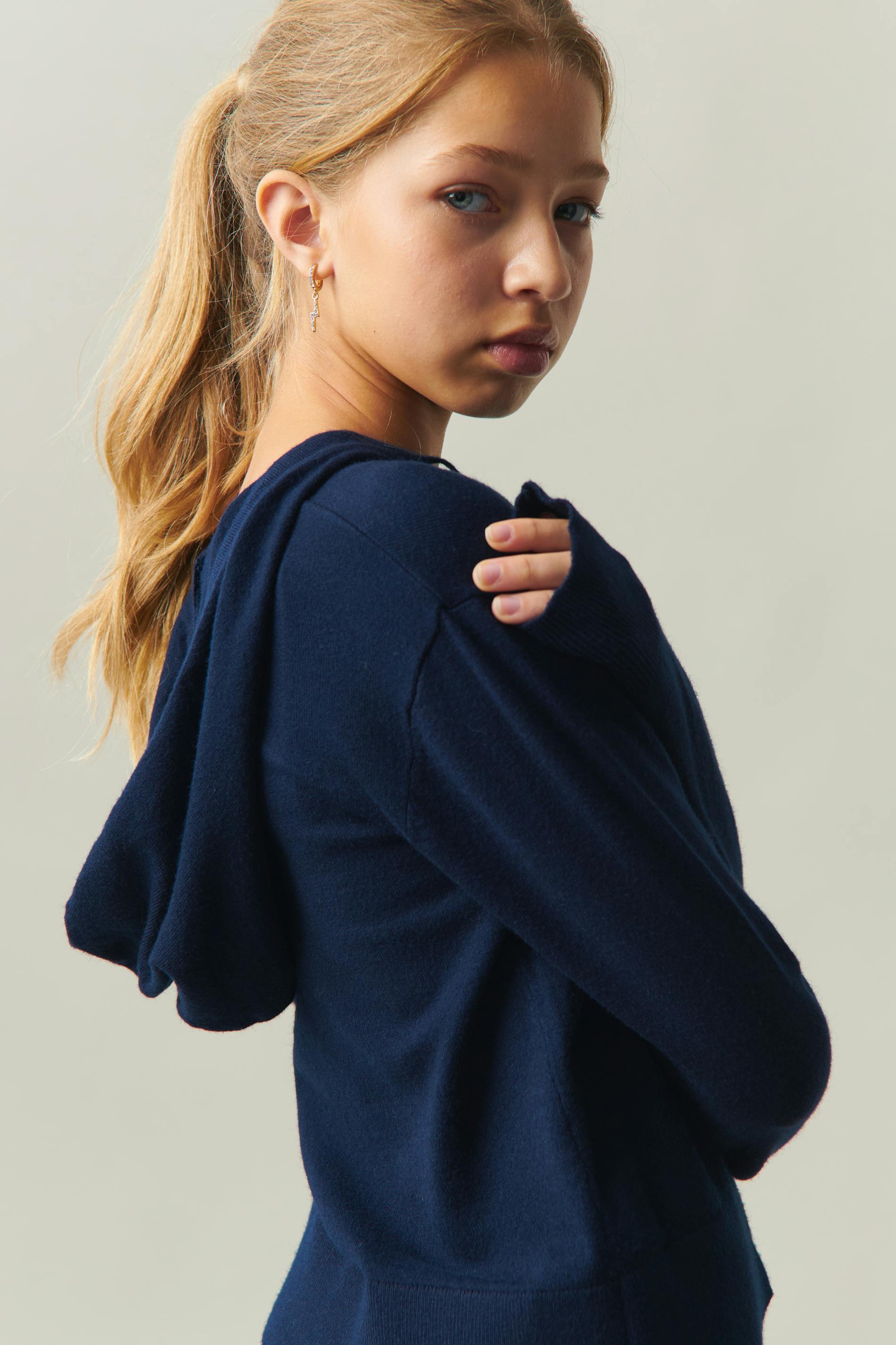 Y soft knitted zip hoodie