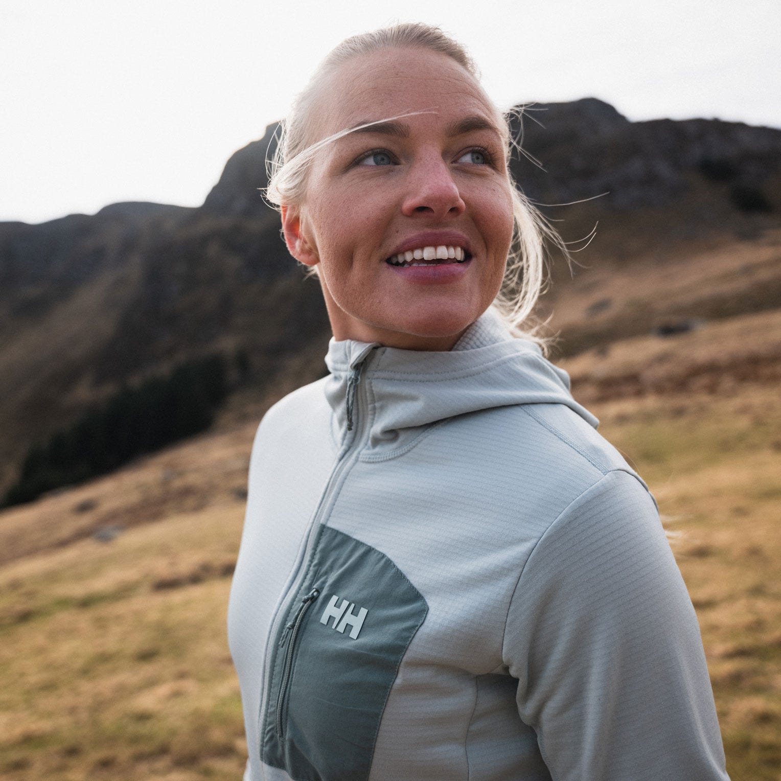 Women's Versalite Hooded Fleece Jacket