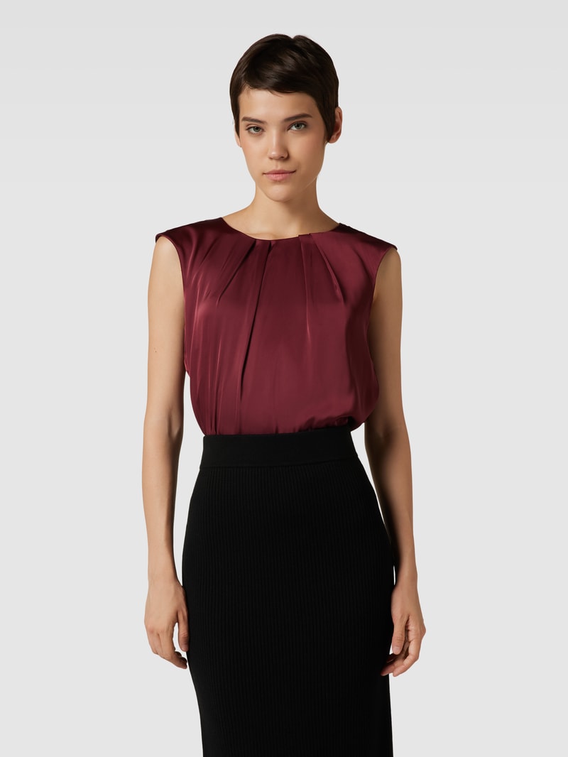 Bluse mit gelegten Falten in bordeaux rot