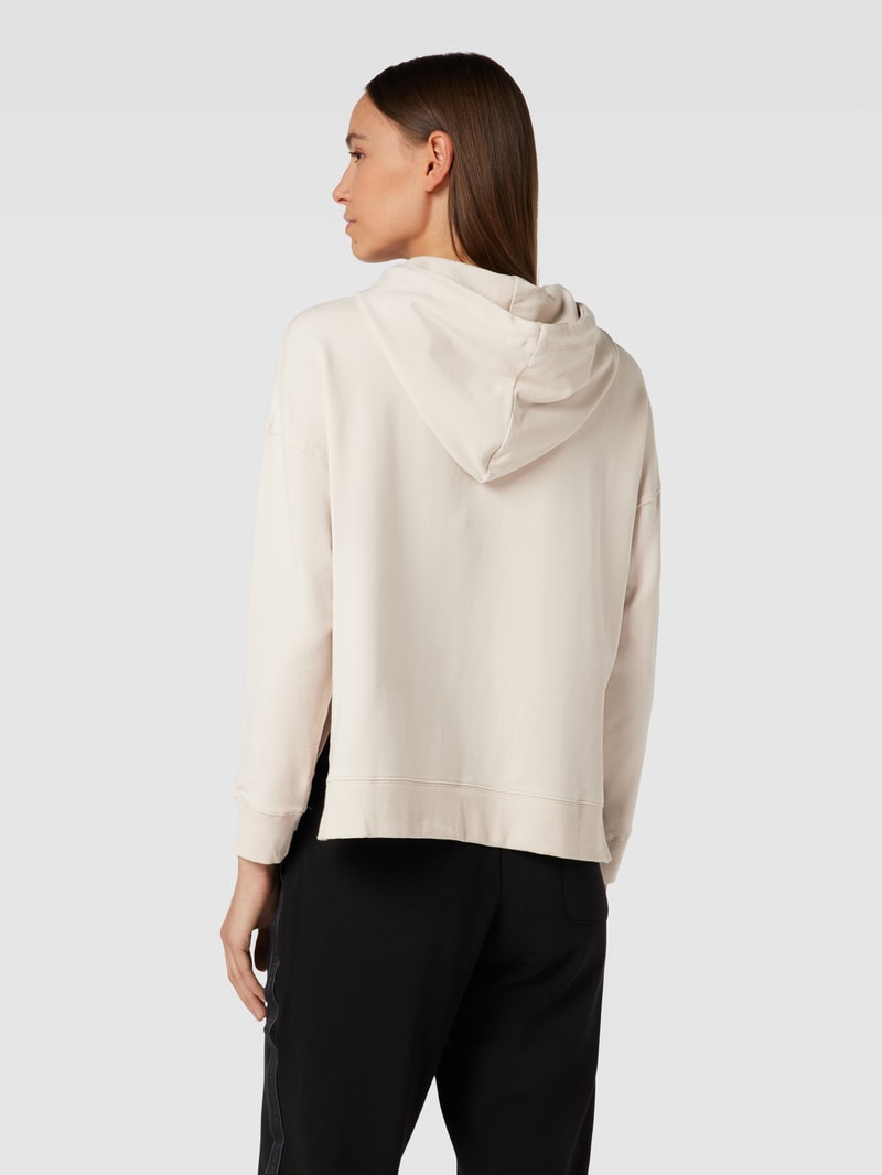 Hoodie mit Känguru-Tasche in beige