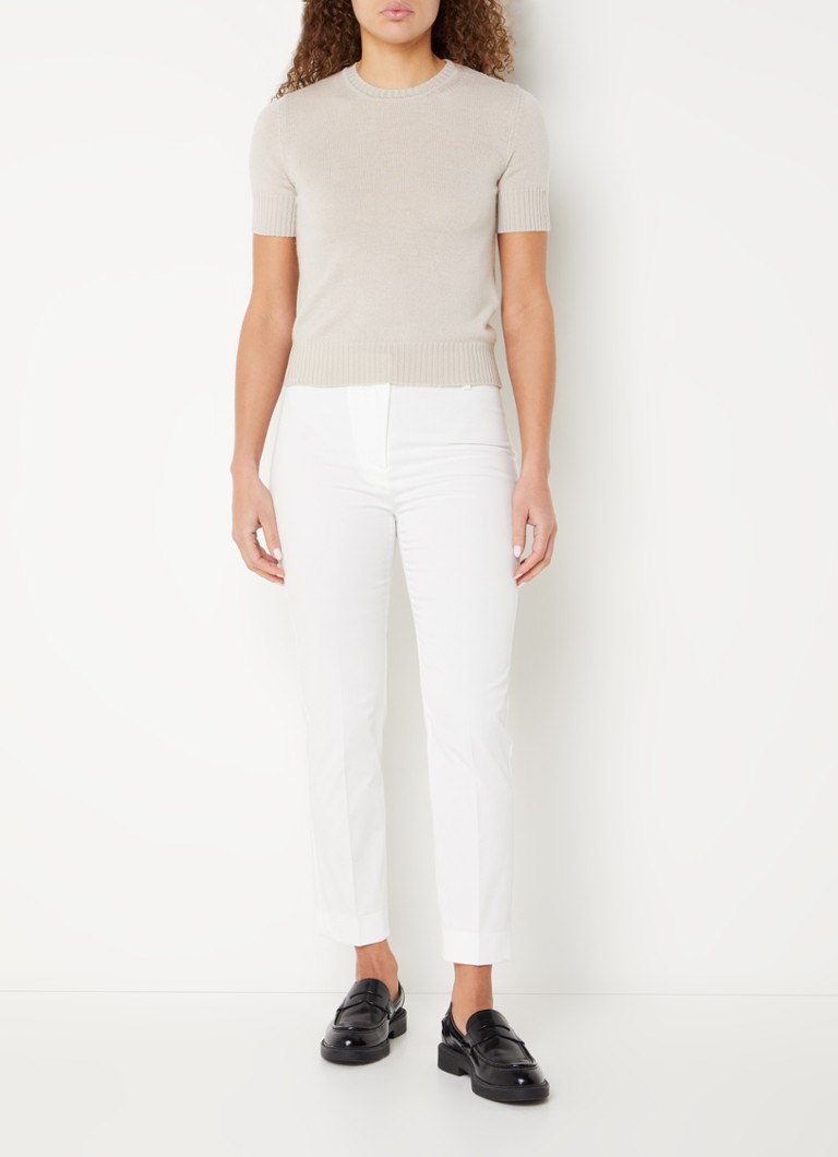 Pantaloni scurți chino slim fit, cu talie medie-înaltă și buzunare, de la MaxMara Cecco.