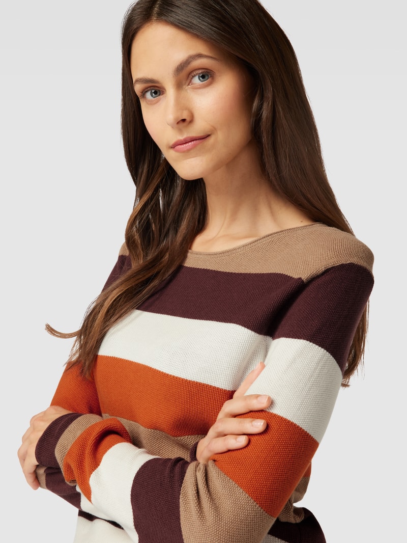 Strickpullover mit Strukturmuster in mittelbraun
