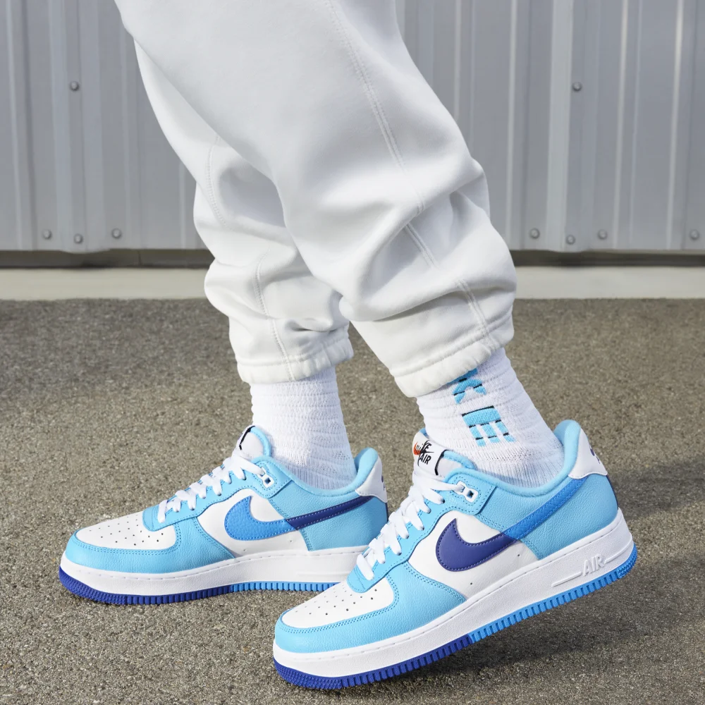 Nike Air Force 1 07 LV8 DZ2522-100 / weiss