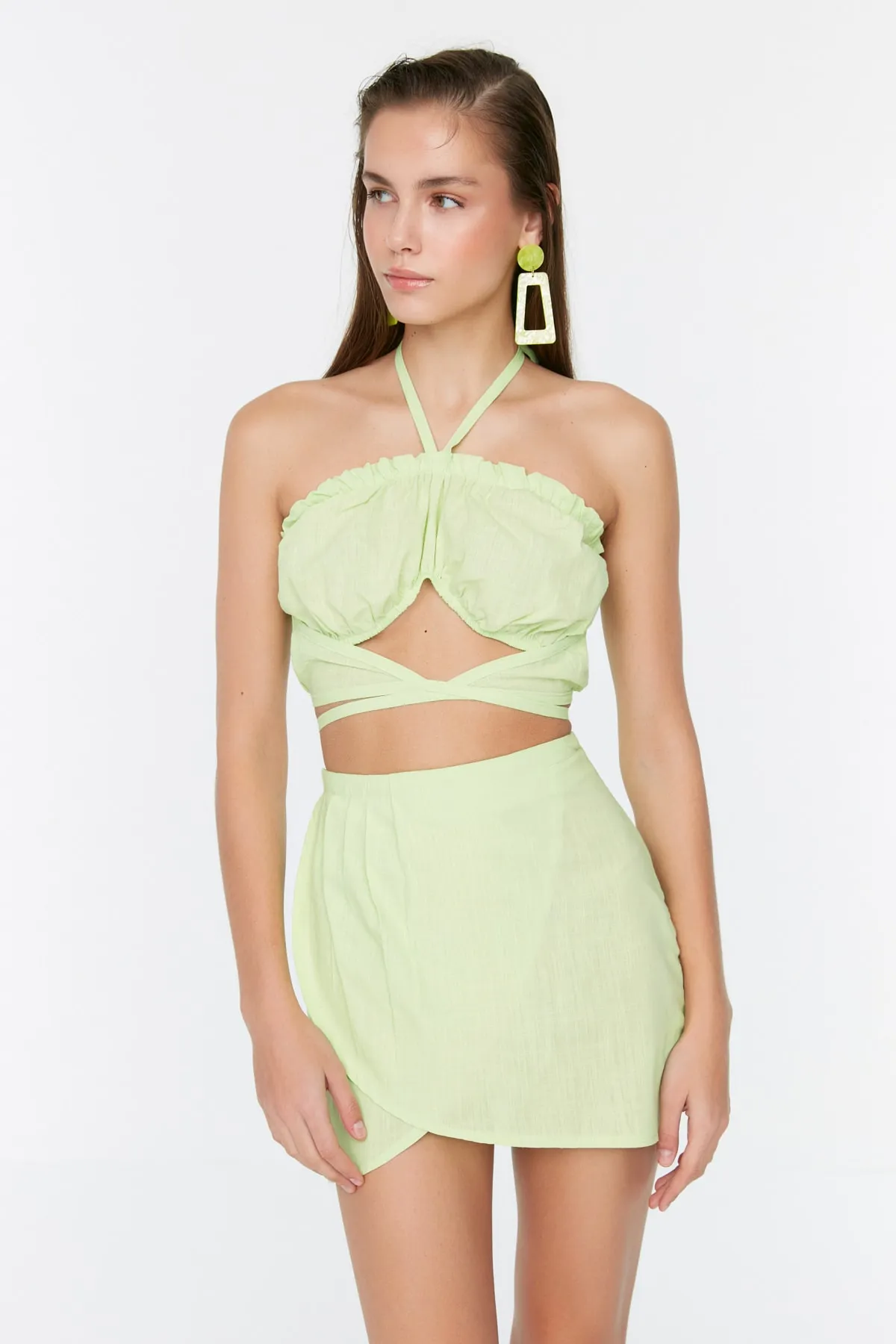 Trendyol Collection  Mintgrünes Strand-Hose-Top-Set zum Binden TBESS22AU0072