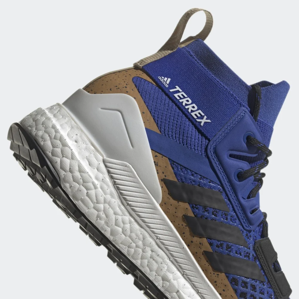 adidas Free Hiker Primeblue FZ3626 / blau